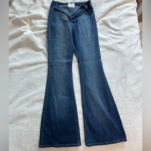 BDG Urban Outfitters Ruched Dipped V Flare Women’s jeans